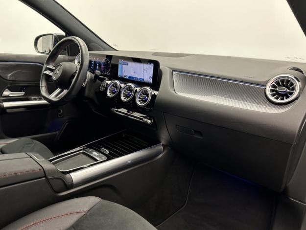 MERCEDES-BENZ GLA 200 d AMG Line  