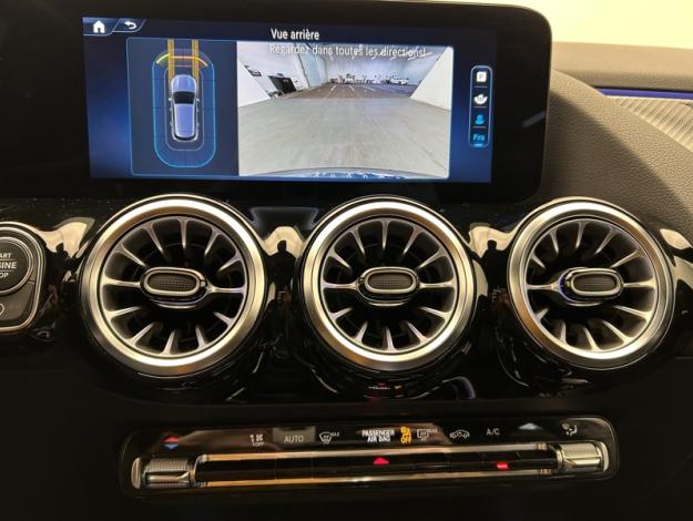 MERCEDES-BENZ GLA 200 d AMG Line  