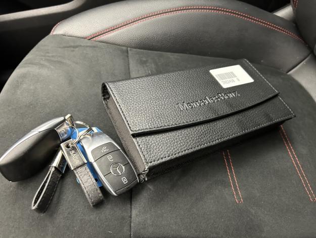 MERCEDES-BENZ GLA 200 d AMG Line  