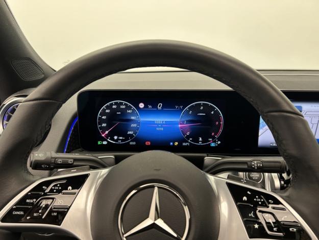 MERCEDES-BENZ GLB 200 d Progressive Line  