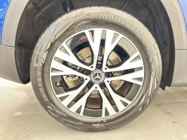 MERCEDES-BENZ GLB 200 d Progressive Line  