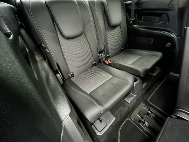 MERCEDES-BENZ GLB 200 d Progressive Line  