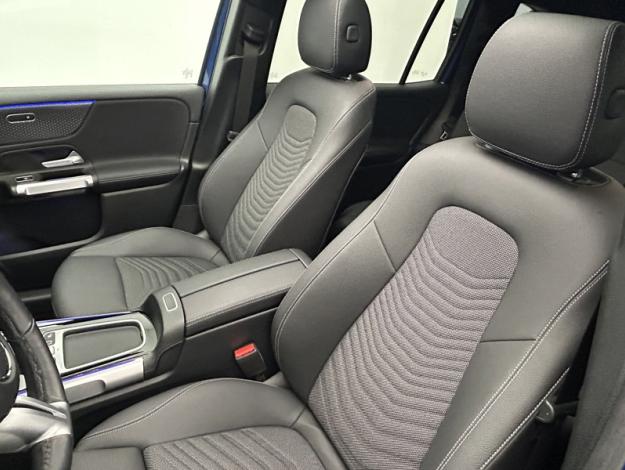 MERCEDES-BENZ GLB 200 d Progressive Line  