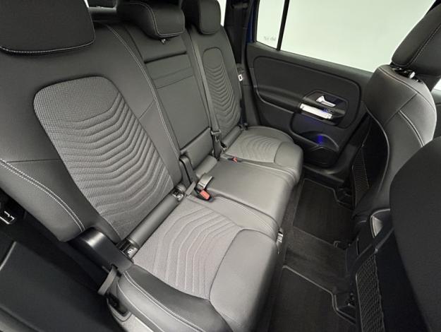 MERCEDES-BENZ GLB 200 d Progressive Line  