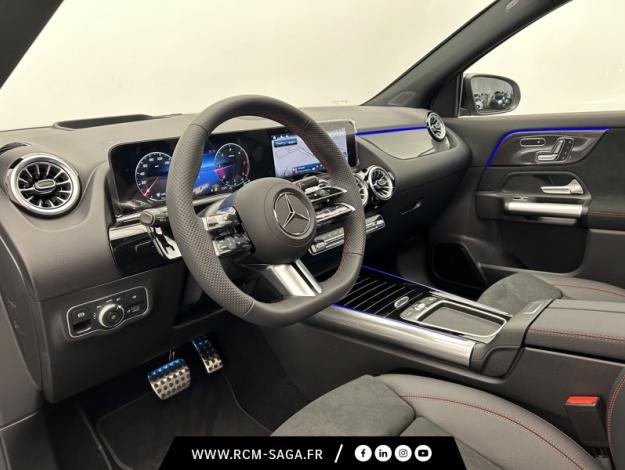 MERCEDES-BENZ GLA 200 d AMG Line  GLA 200 d AMG Line