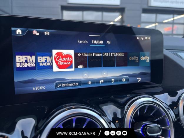 MERCEDES-BENZ GLA 200 d 4MATIC AMG Line  GLA 200 d 4MATIC AMG Line