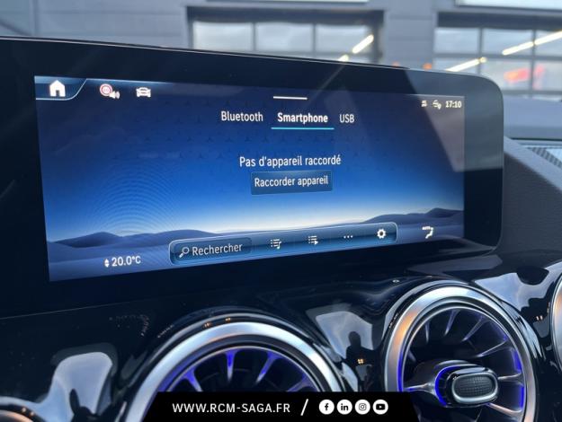 MERCEDES-BENZ GLA 200 d 4MATIC AMG Line  GLA 200 d 4MATIC AMG Line