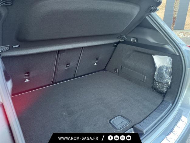 MERCEDES-BENZ GLA 200 d 4MATIC AMG Line  GLA 200 d 4MATIC AMG Line