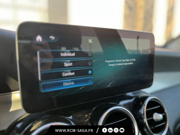 MERCEDES-BENZ GLC SUV GLC 300e 4MATIC SUV AMG Line  