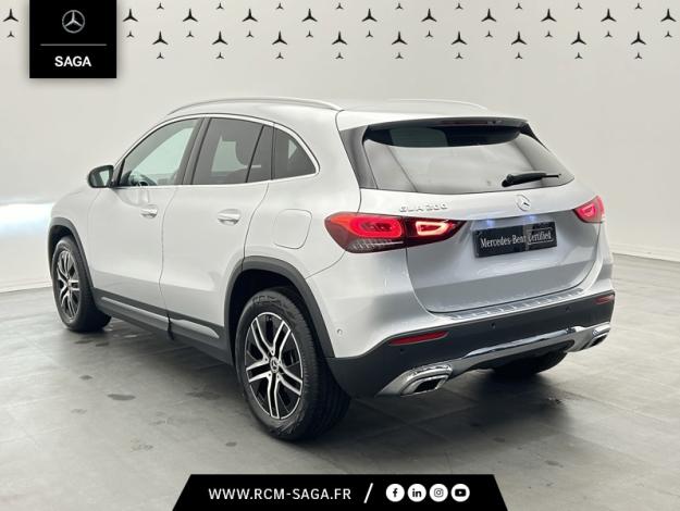 MERCEDES-BENZ GLA 200 Progressive Line  
