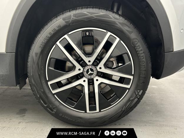 MERCEDES-BENZ GLA 200 Progressive Line  