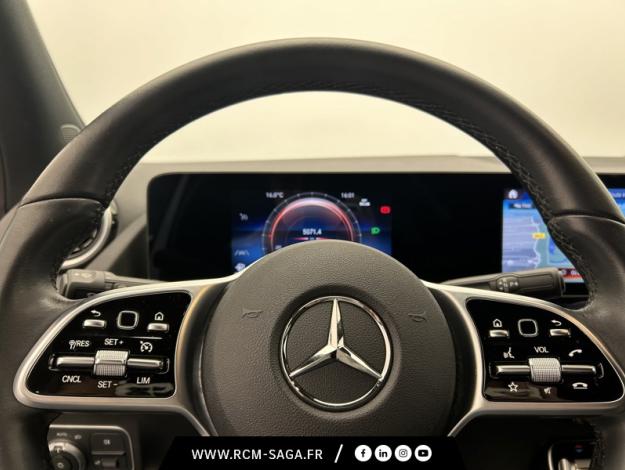 MERCEDES-BENZ GLA 200 Progressive Line  