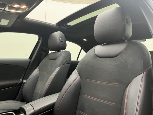 MERCEDES-BENZ Classe A 200 d Berline AMG Line  Classe A 200 d Berline AMG Line