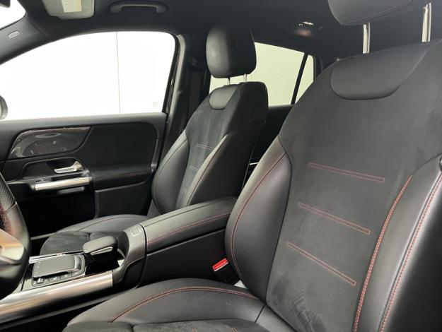 MERCEDES-BENZ GLA 200 d AMG Line  