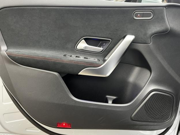 MERCEDES-BENZ Classe A 200 d AMG Line  Classe A 200 d AMG Line