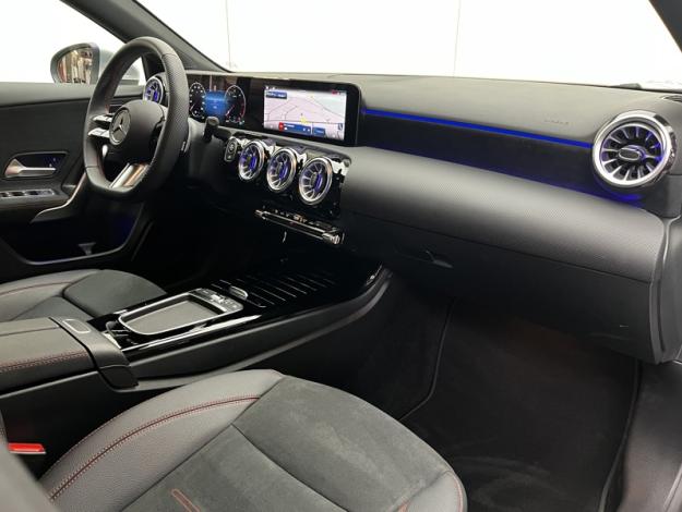 MERCEDES-BENZ Classe A 200 d AMG Line  Classe A 200 d AMG Line