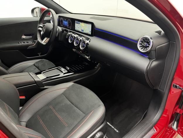 MERCEDES-BENZ Classe A 180 d AMG Line  Classe A 180 d AMG Line