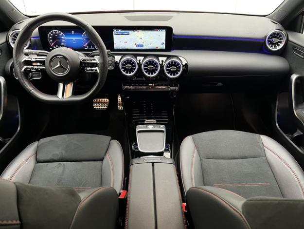 MERCEDES-BENZ Classe A 180 d AMG Line  Classe A 180 d AMG Line