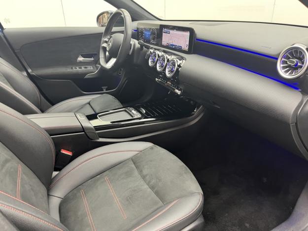 MERCEDES-BENZ Classe A 250 e Hybrid EQ AMG Line  