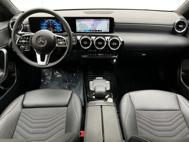 MERCEDES-BENZ CLA Shooting Brake CLA 180 d Shooting Brake Progressive Line  