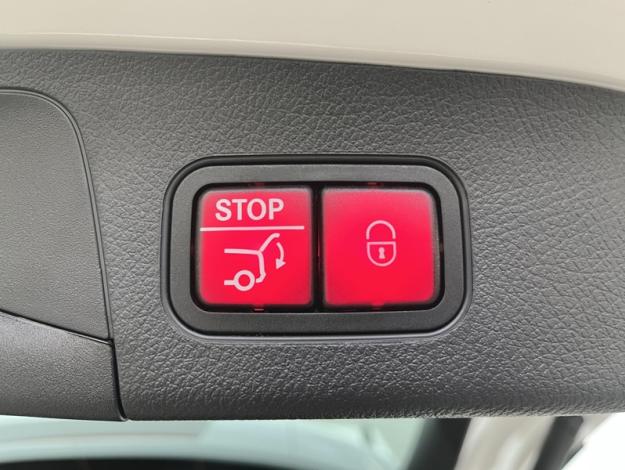 MERCEDES-BENZ GLA 200 d Progressive Line  