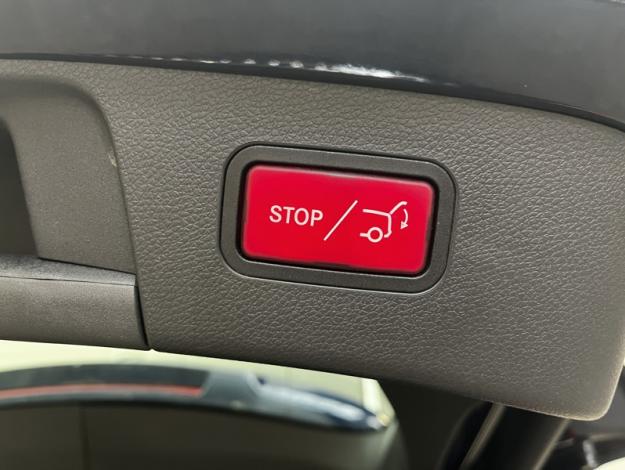 MERCEDES-BENZ GLA 180 d Sensation  