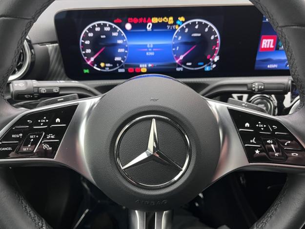 MERCEDES-BENZ Classe A 180 Progressive Line  