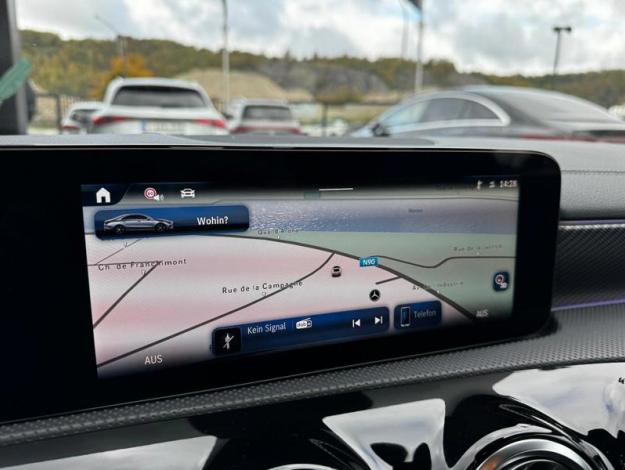 MERCEDES-BENZ CLA 180  d Coupé Luxury Line   