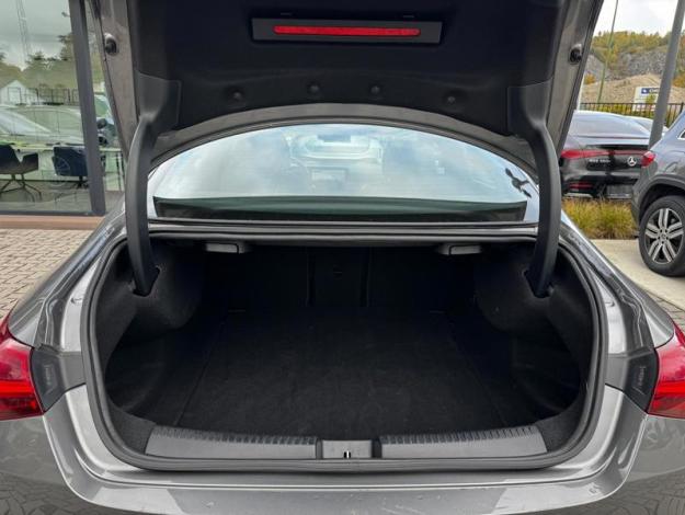 MERCEDES-BENZ CLA 180  d Coupé Luxury Line   