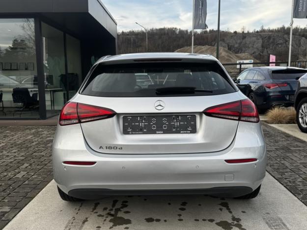 MERCEDES-BENZ A 180 d progressive  