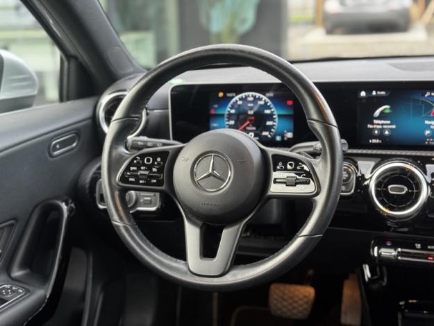 MERCEDES-BENZ A 180 d progressive  