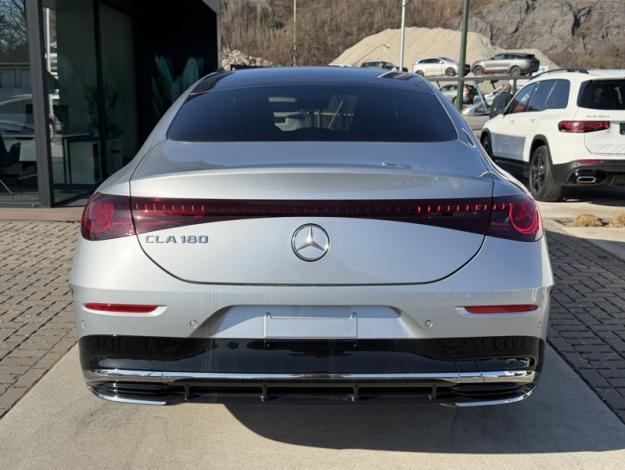 MERCEDES-BENZ CLA 180 140 Years Edition - AMGline  