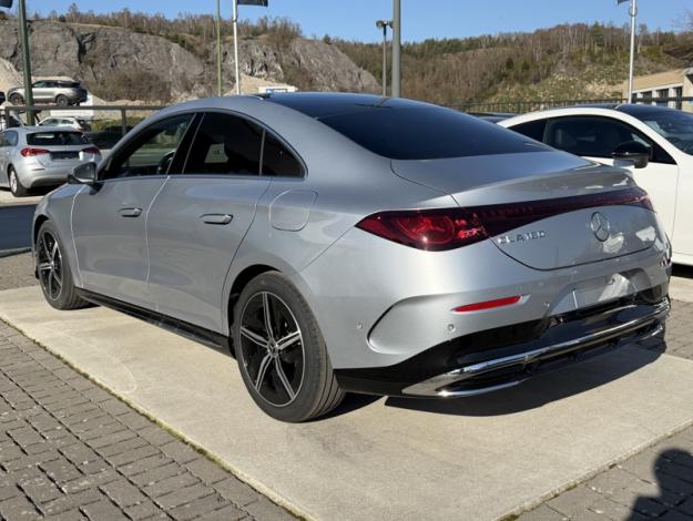 MERCEDES-BENZ CLA 180 140 Years Edition - AMGline  