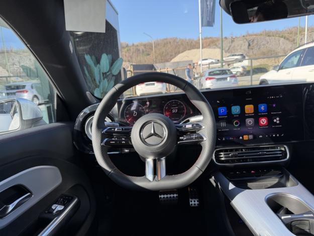 MERCEDES-BENZ CLA 180 140 Years Edition - AMGline  