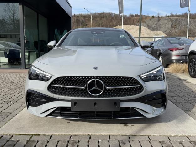 MERCEDES-BENZ CLE 180 AMG Line  