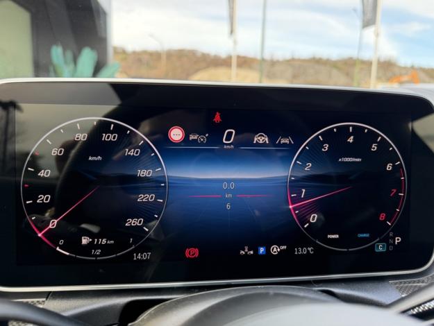 MERCEDES-BENZ CLE 180 AMG Line  