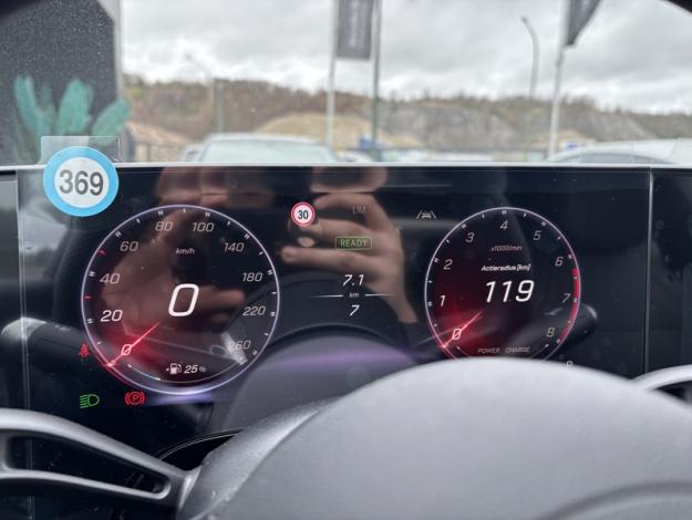 MERCEDES-BENZ CLA 200 AMG Line  