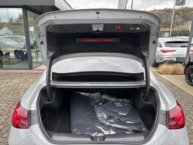 MERCEDES-BENZ CLA 200 AMG Line  