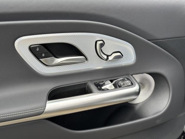 MERCEDES-BENZ CLA 200 AMG Line  