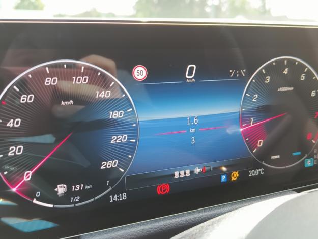 MERCEDES-BENZ GLA 180 Star Edition  