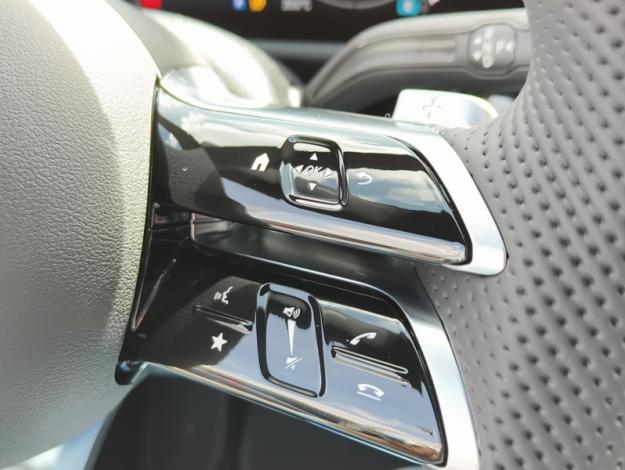 MERCEDES-BENZ GLA 180 Star Edition  