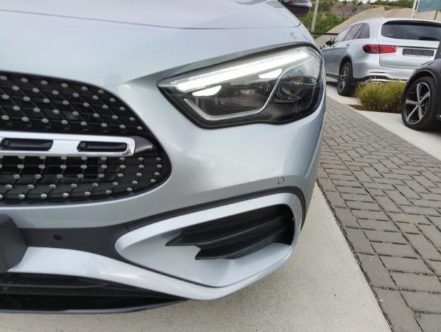 MERCEDES-BENZ GLA-Klasse GLA 180 Off-Roader