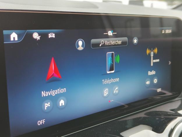 MERCEDES-BENZ GLA-Klasse GLA 180 Off-Roader