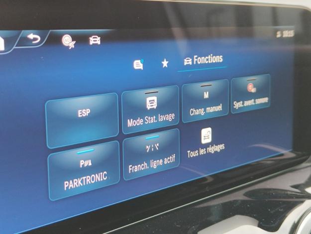 MERCEDES-BENZ GLA-Klasse GLA 180 Off-Roader