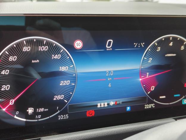 MERCEDES-BENZ GLA-Klasse GLA 180 Off-Roader