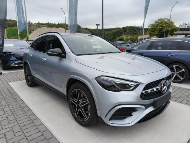 MERCEDES-BENZ GLA-Klasse GLA 180 Off-Roader