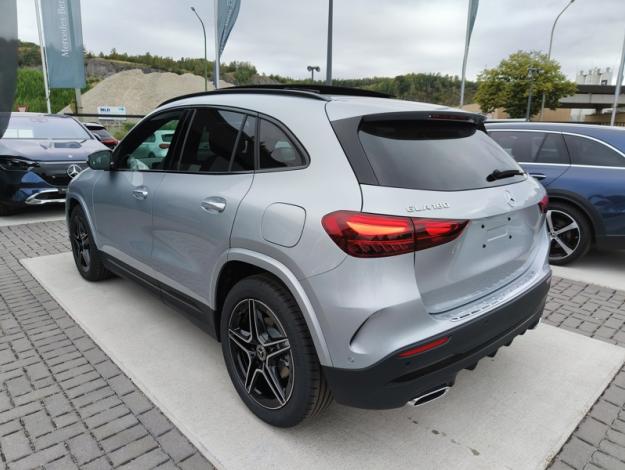 MERCEDES-BENZ GLA-Klasse GLA 180 Off-Roader