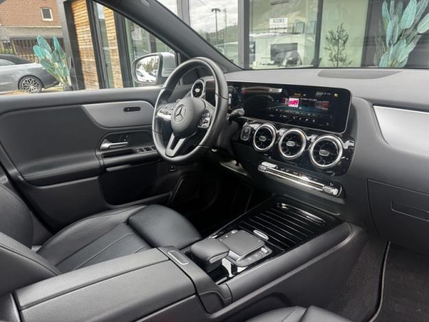 MERCEDES-BENZ GLA 200 d Business Line  