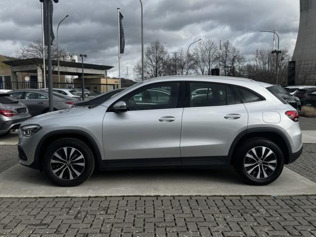 MERCEDES-BENZ GLA 200 d Business Line  