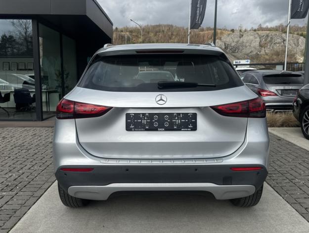 MERCEDES-BENZ GLA 200 d Business Line  